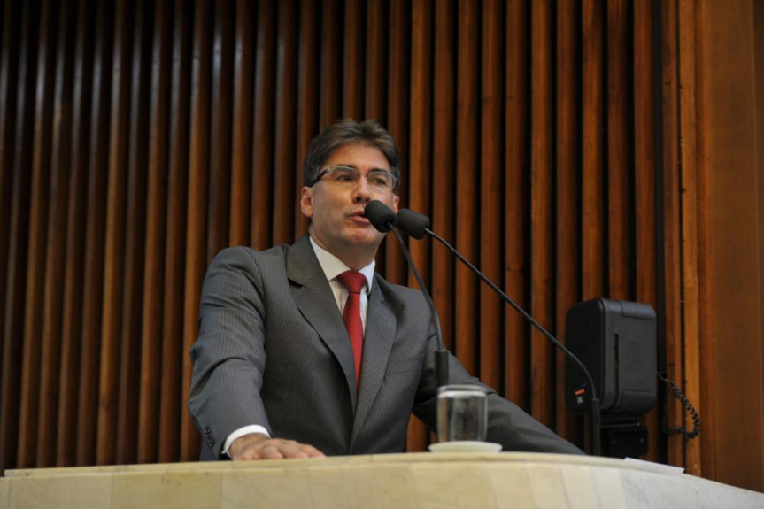 Deputado Leonaldo Paranhos (PSC).