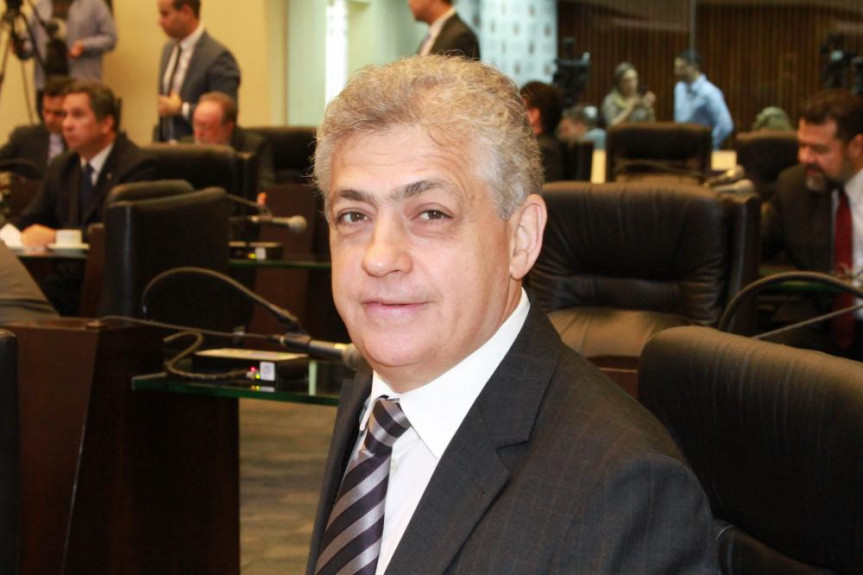 Deputado Péricles de Mello (PT).