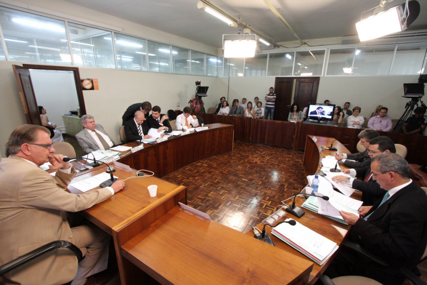 Reunião da Comissão de Constituição e Justiça (CCJ).