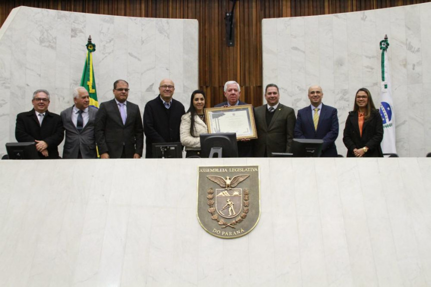 Sessão solene celebrou o Jubileu de Álamo da igreja Assembleia de Deus, fundada na capital paranaense em 1929.