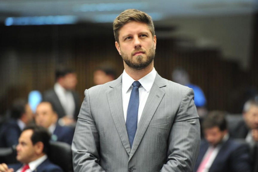 Deputado Requião Filho (MDB) autor do projeto que cria o Plano Estadual de Segurança de Barragens no Paraná.