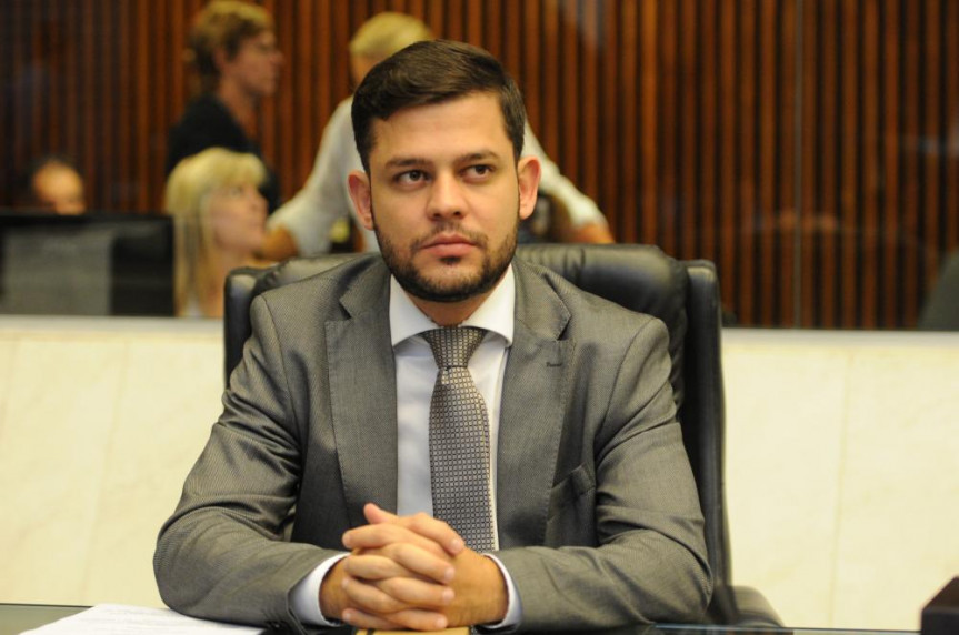 Deputado Tião Medeiros (PTB).