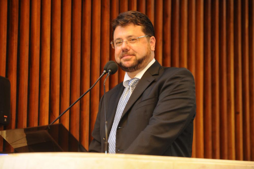 Presidente da Associação Paranaense de Ortodontia Maurício Accorsi