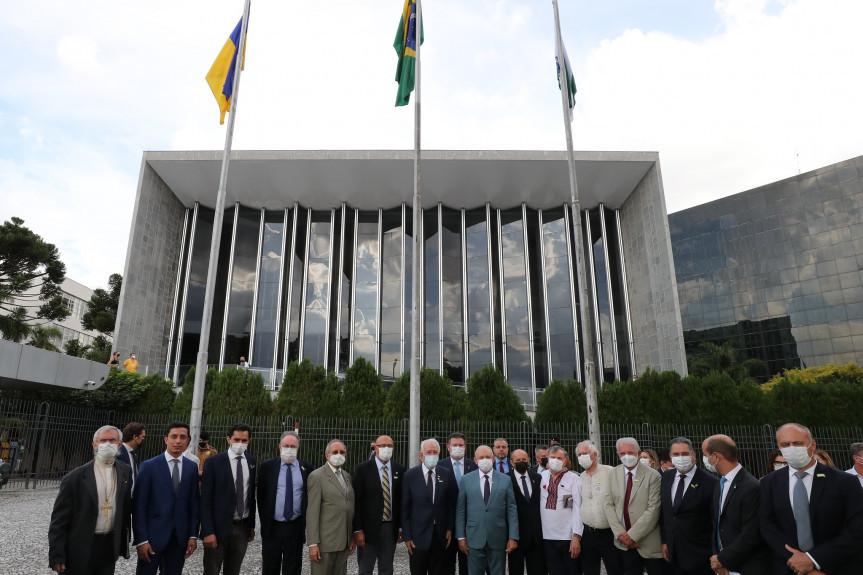 Assembleia Legislativa realiza homenagem em solidariedade e apoio à Ucrânia e ao Povo Ucraniano.