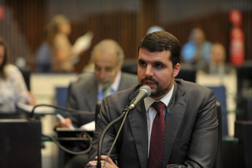 Deputado Pedro Lupion (DEM) é autor do projeto que destina às mulheres vítimas de violência doméstica casas de programas de loteamentos sociais do Governo do Estado,