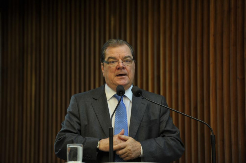 Deputado Caíto Quintana (PMDB).