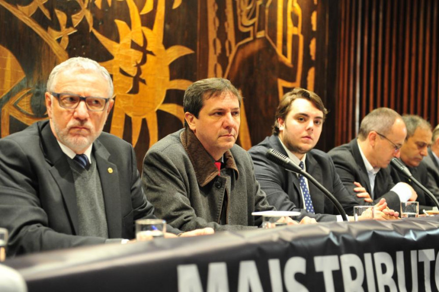 Medidas fiscais do Governo do Estado do Paraná foram discutidas na Alep.
