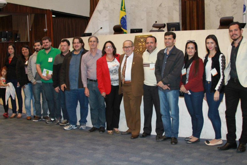 Deputado Rubens Recalcatti (PSD) recebeu alunos do curso de gestão da Unipública.