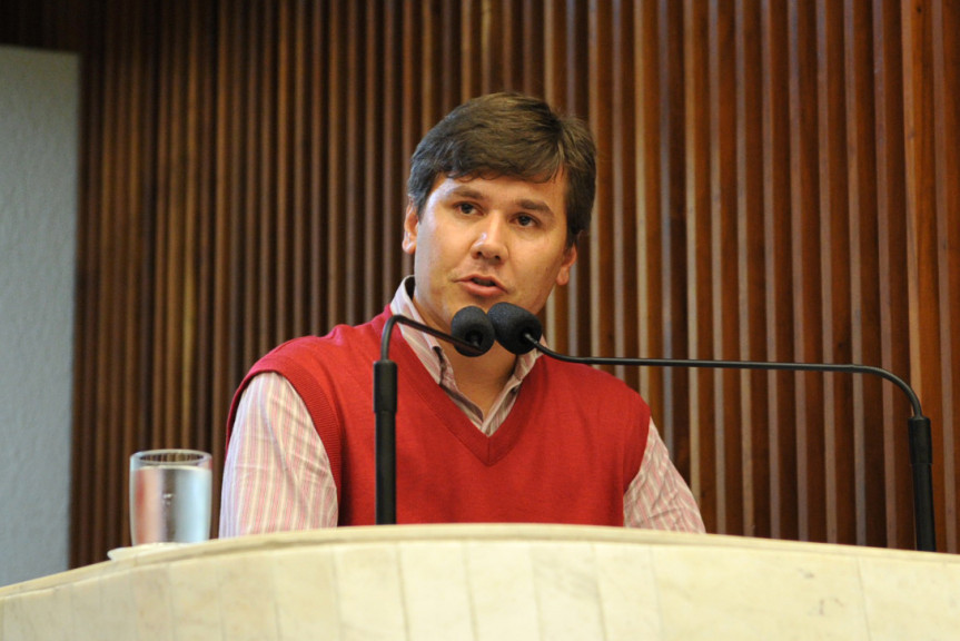Professor e historiador Celso Wesley Ribas.