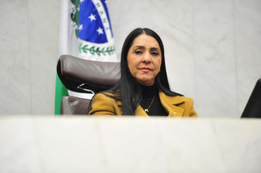 Deputada Cantora Mara Lima , presidente da Comissão de Defesa dos Direitos da Mulher da Alep.