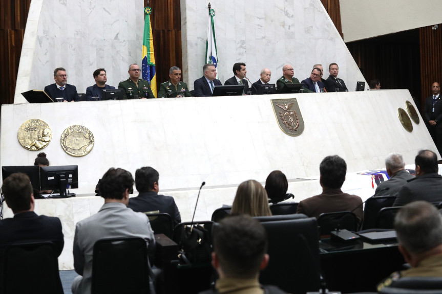 O presidente da Assembleia, deputado Alexandre Curi (PSD), participou da solenidade.