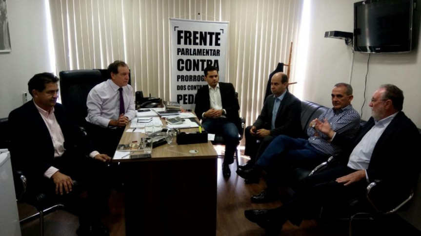 "Frente Parlamentar contra Prorrogação dos Contratos de Pedágio".