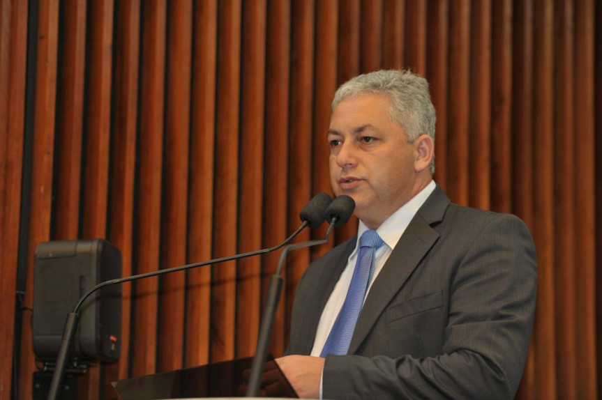 Deputado Douglas Fabrício