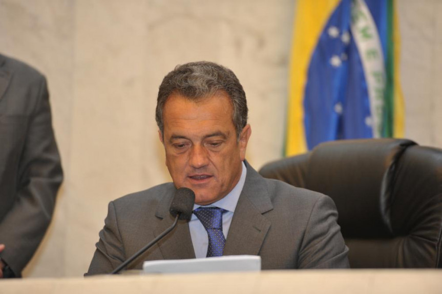 Primeiro-Secretário da Alep, deputado Plauto Miró (DEM). 