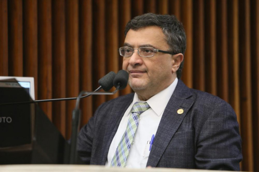 Deputado Michele Caputo mostra preocupação com o avanço de casos de sarampo no Paraná.