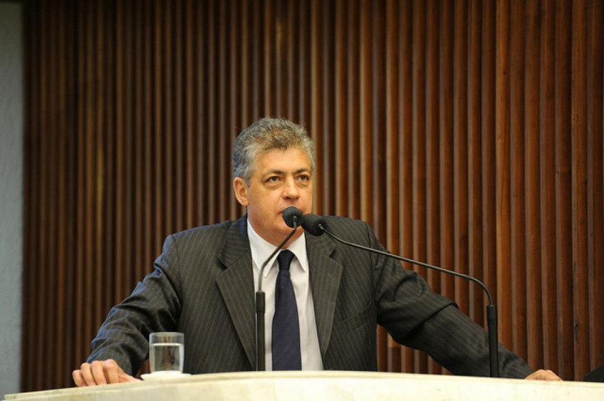 Deputado Péricles de Mello (PT).