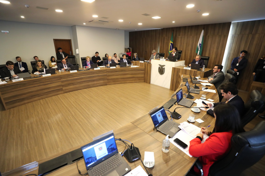 Reunião aconteceu no Auditório Legislativo, na tarde desta terça-feira (28).