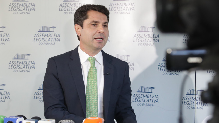 O presidente da Assembleia, deputado Alexandre Curi (PSD).