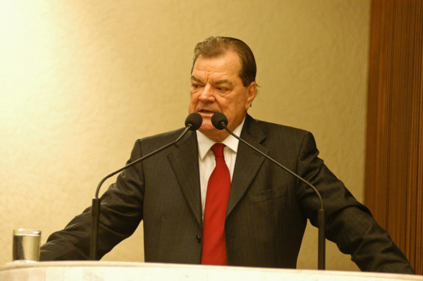 Deputado Caíto Quintana (PMDB), presidente da Comissão Especial.