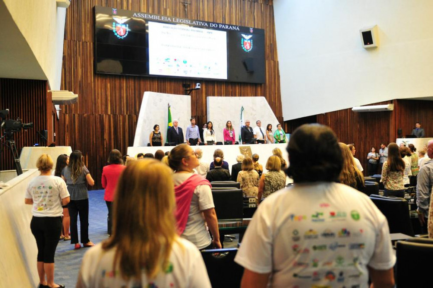 Sessão Solene alusiva à conscientização das doenças raras.