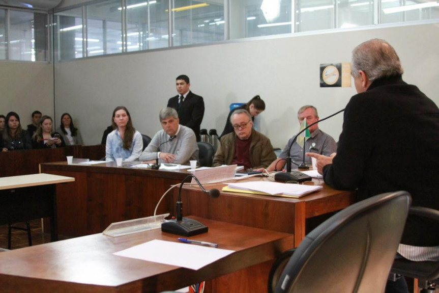 Reunião foi conduzida pelo relator do projeto na Comissão de Ecologia, deputado Rasca Rodrigues (PV).