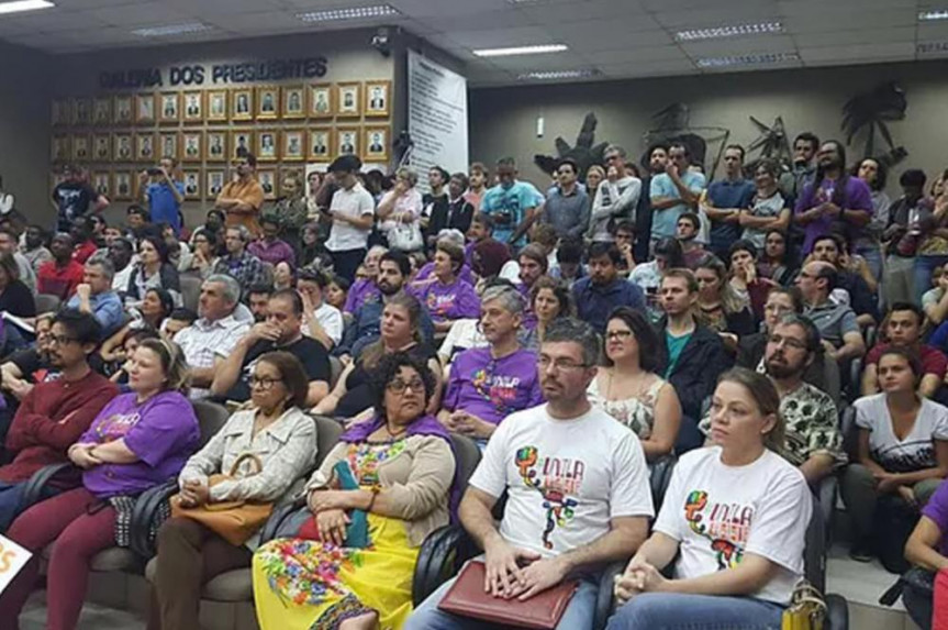 Mobilização em defesa da Unila em Foz do Iguaçu.