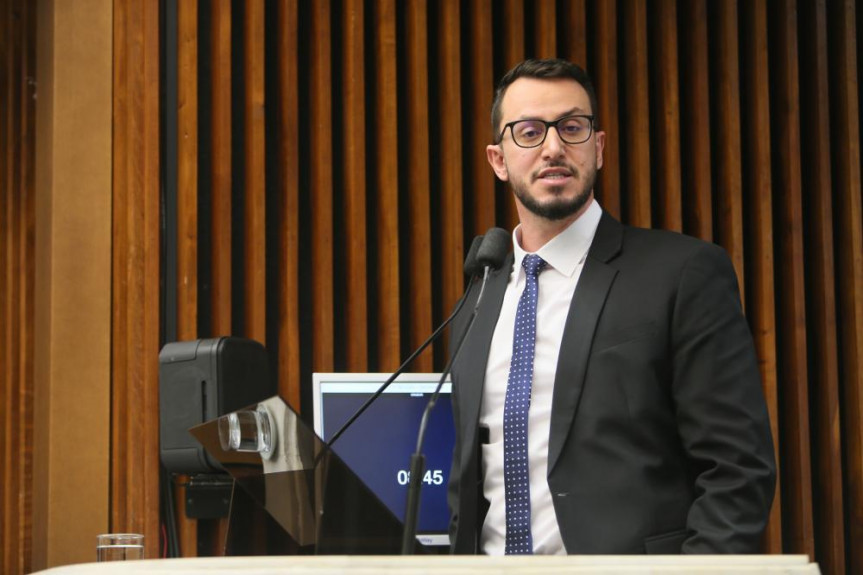 Delegado Matheus Laiola, falou sobre o trabalho da Delegacia de Proteção ao Meio Ambiente no combate aos maus tratos dos animais. 