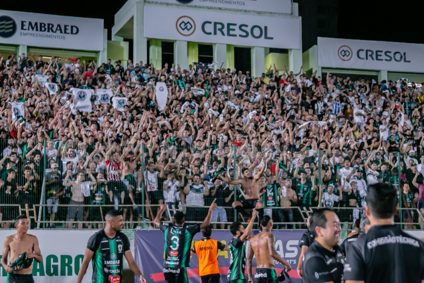 O Maringá conta com o apoio da torcida para e na invencibilidade como mandante para largar bem na finalíssima do Paranaense.