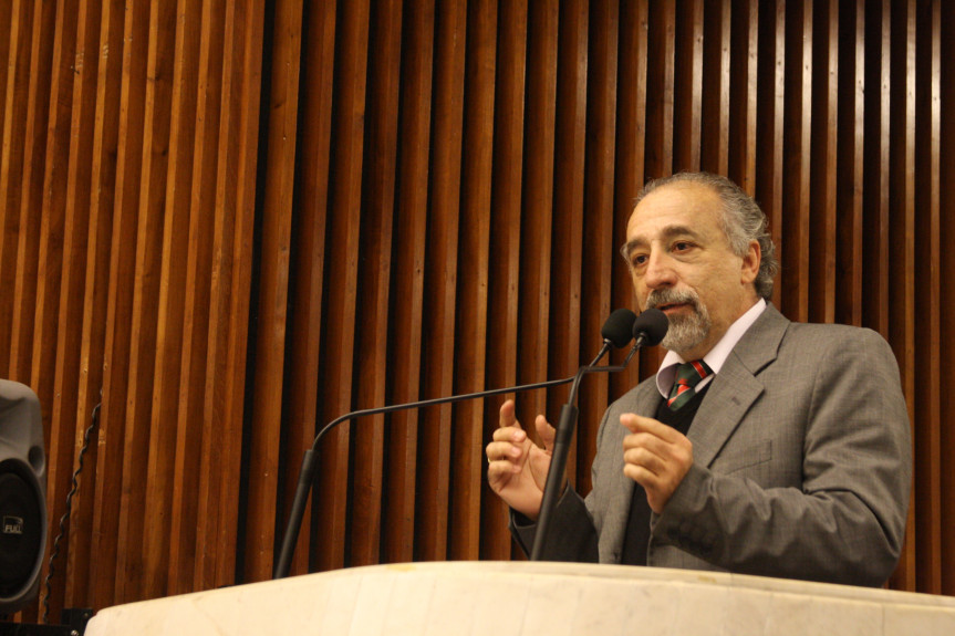 Deputado Rasca Rodrigues (PV), presidente da CEI