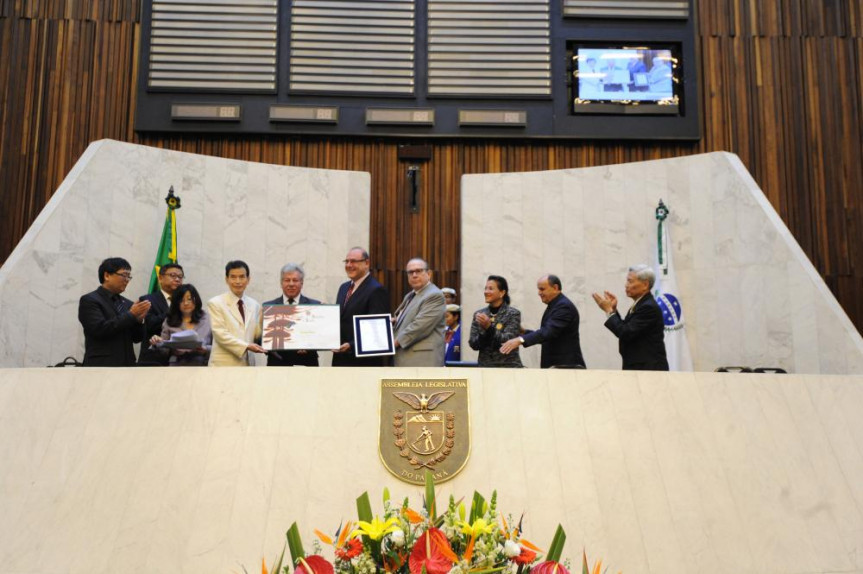 Sessão Solene - Título de Cidadão Honorário do Paraná ao sr. Tairiku Okada.