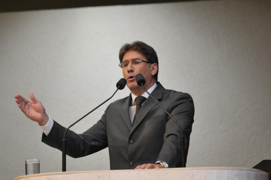 Deputado Leonaldo Paranhos (PSC).
