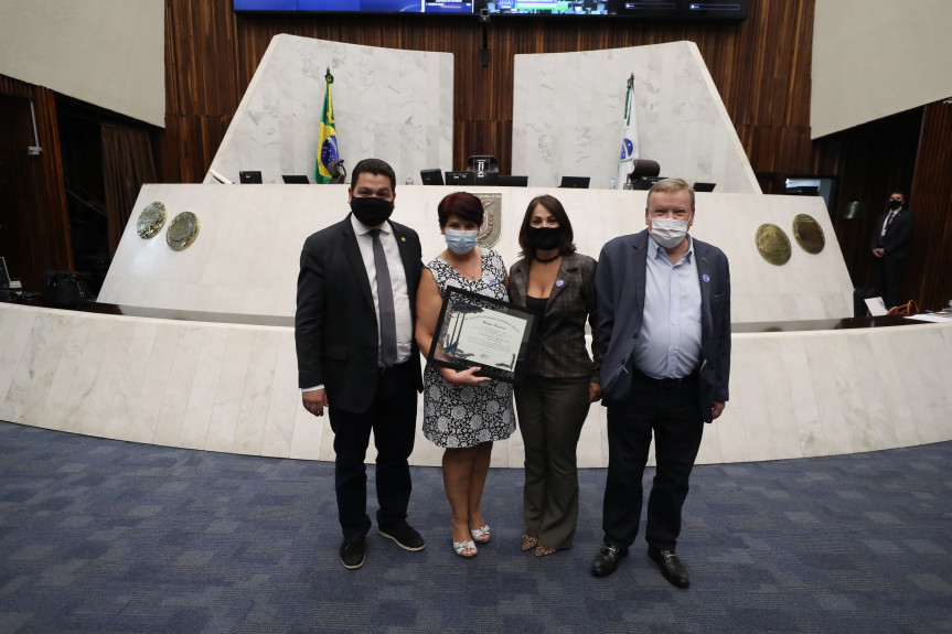 Assembleia Legislativa presta homenagem ao Conselho Regional de Administração