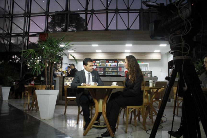 Deputado Marcio Pacheco é o entrevistado do programa Café com Política desta quarta-feira (19).