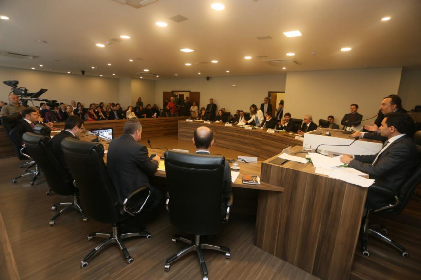 Reunião da Comissão de Constituição e Justiça (CCJ).