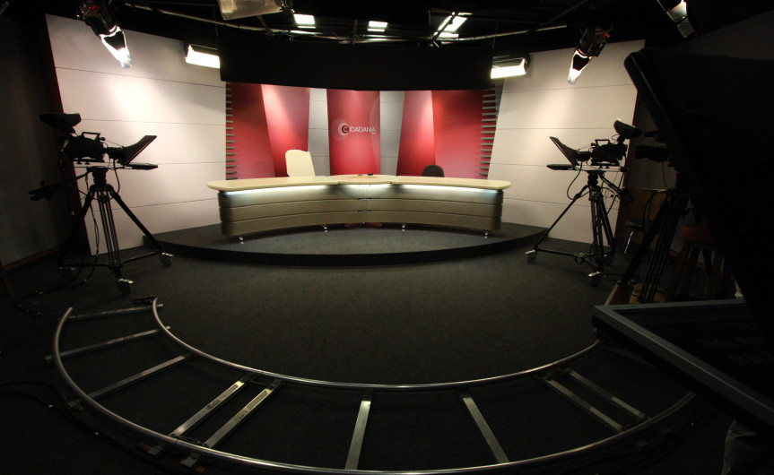Estúdio da TV Sinal, localizado no prédio que abriga o Plenário do Legislativo paranaense.