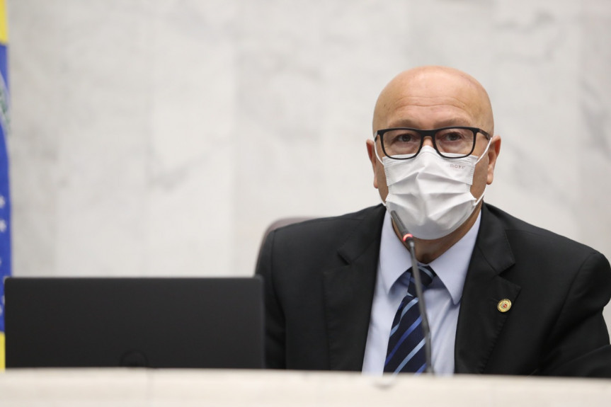 Deputado Luiz Claudio Romanelli (PSB).