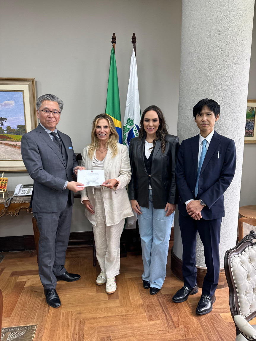 Também participaram do encontro a ex-governadora Cida Borghetti e o cônsul adjunto Oiwa Rei.