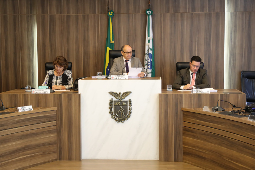 Secretário Beto Preto apresentou aos deputados da Comissão de Saúde a prestação de contas dos investimentos na saúde.