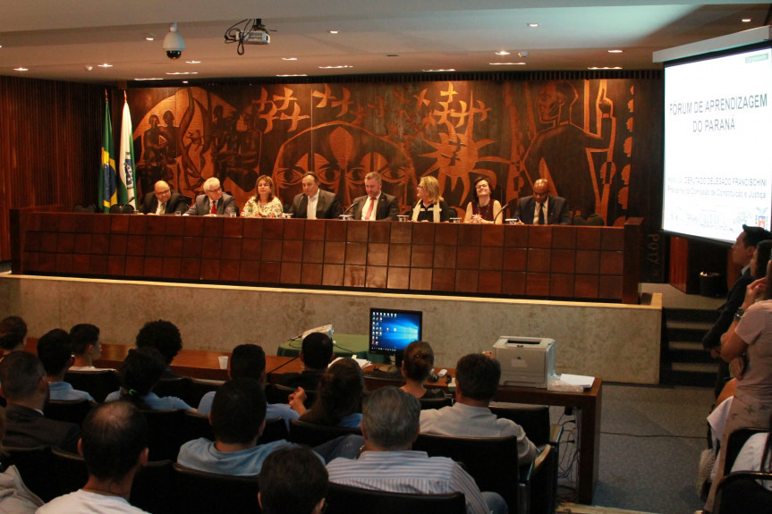 Evento teve como objetivo fazer com que a legislação sobre a aprendizagem se fortaleça cada vez mais no Paraná.