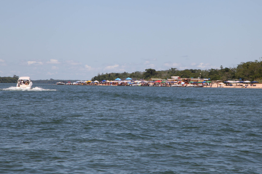 A Lei 19.721/2018 criou a Rota Turística das Praias Fluviais do Noroeste do Estado do Paraná. Formado por 12 cidades, a legislação quer contribuir com a preservação do patrimônio natural e dos recursos hídricos, promovendo a educação ambiental e desenvolvendo o ecoturismo na região.