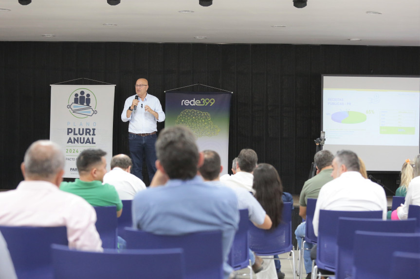 O evento “Rede399 – Pacto pelo futuro: Planejando o Paraná" ocorreu no auditório do Sest/Senat, em Santo Antônio da Platina.