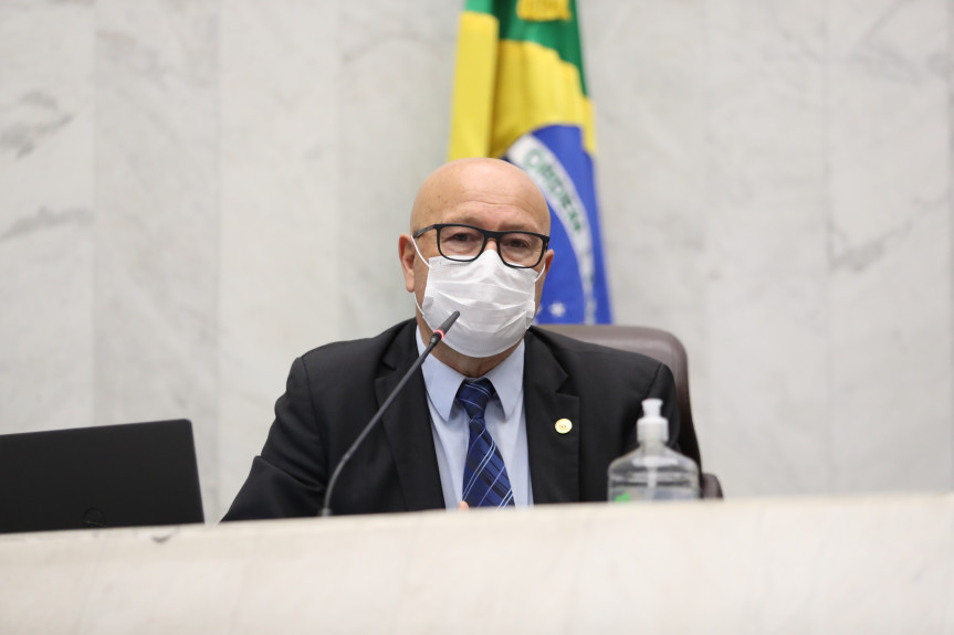 Deputado Luiz Claudio Romanelli (PSB).