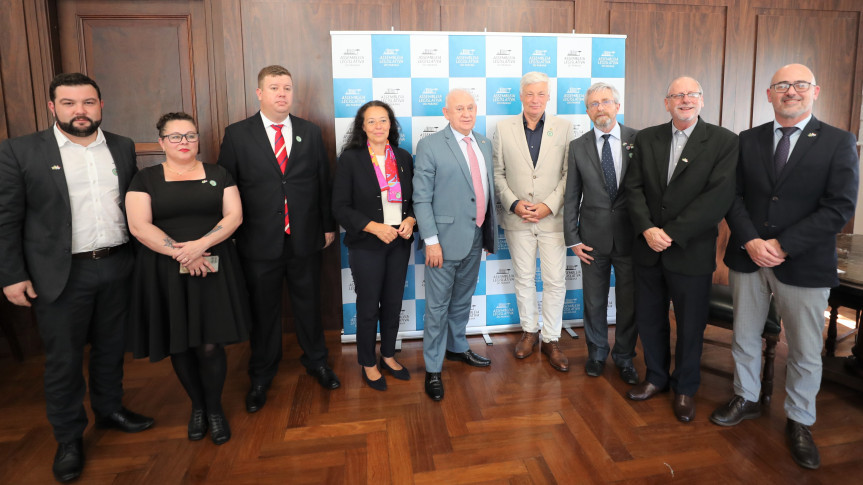 Visita ocorreu no Gabinete da Presidência da Assembleia, no início da tarde desta quarta-feira (23).