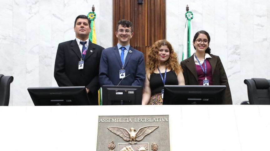 Os debates acontecem nesta quinta-feira (24) e sexta-feira (25), e mais de 100 proposições devem ser analisadas pelos deputados universitários.