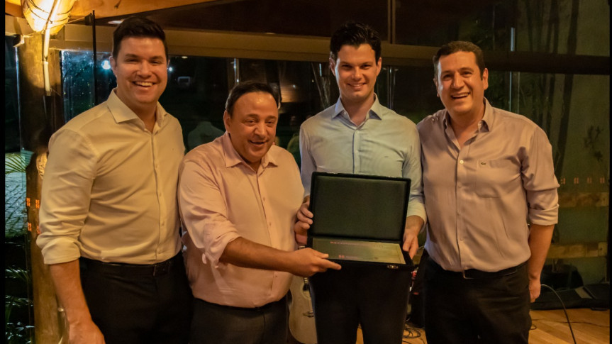 Guto Silva, Chefe da Casa Civil; deputado Hussein Bakri; Daniel Slaviero, presidente da Copel; e Max Orfali, diretor da Copel Distribuição.
