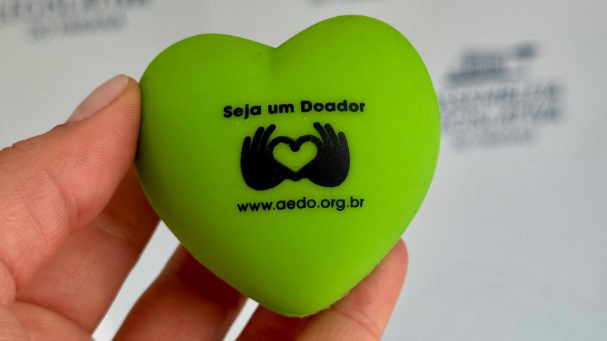 A AEDO, regulamentada pelo Provimento nº 164 do CNJ, permite que o cidadão manifeste eletronicamente seu desejo de doar órgãos, de forma gratuita.
