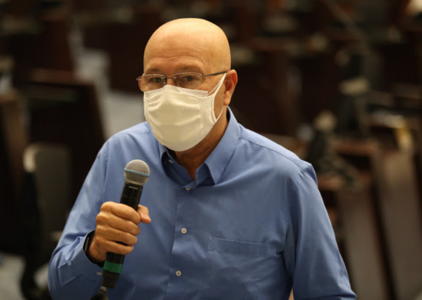 Deputado Luiz Claudio Romanelli (PSB).