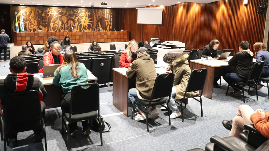 Mutirão ocorreu ao longo de toda esta sexta-feira (30), no Plenarinho da Assembleia.