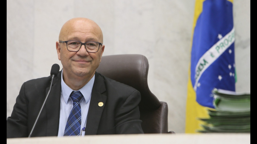 Deputado Luiz Claudio Romanelli (PSB).