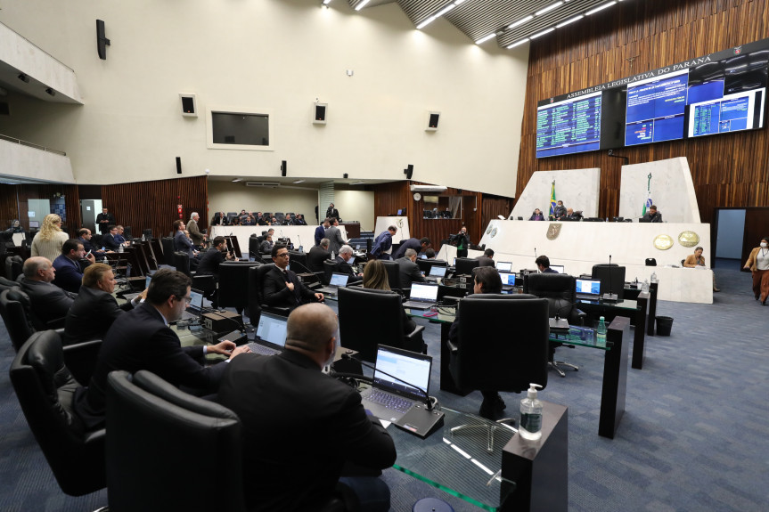 Proposta que amplia efetivo da Polícia Militar avança na Assembleia.